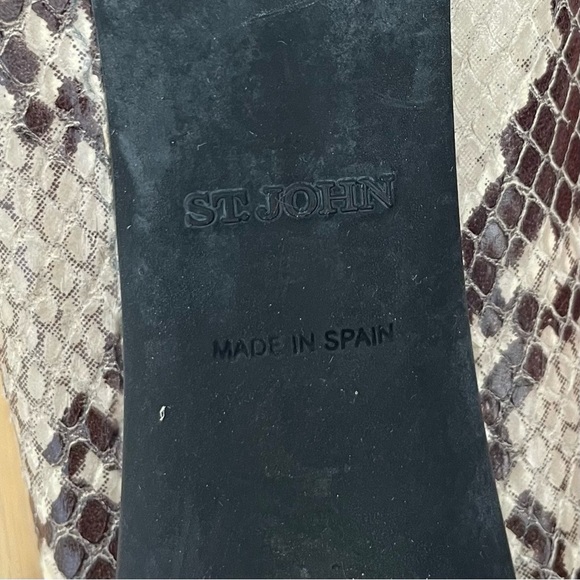 St. John Snake Skin Gold Chain Smoking Slippers Loafers Size 6 - Picture 6 of 6